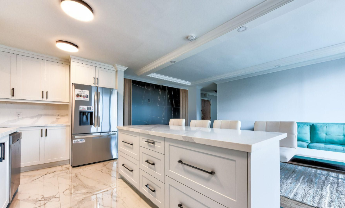 3170 Kirwin Ave photo